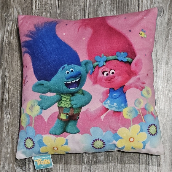 Dreamworks Other - Dreamworks Trolls Poppy And Branch Cushion
